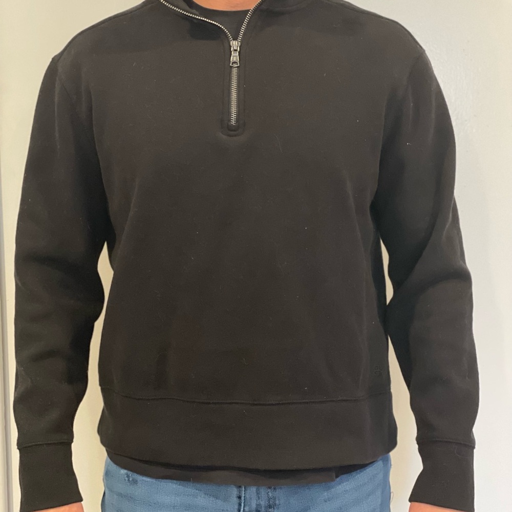 Banana Republic Men's Black Zip-Up Sweater